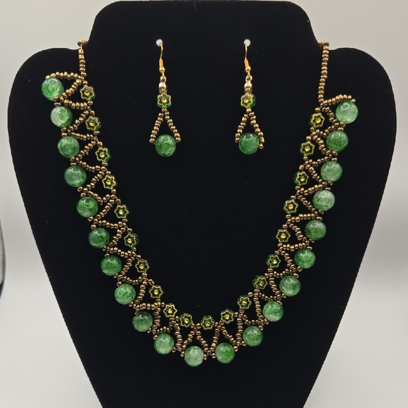 Erins Lovely creations Jewelry - Handmade Green Beaded Necklace and Earring Set